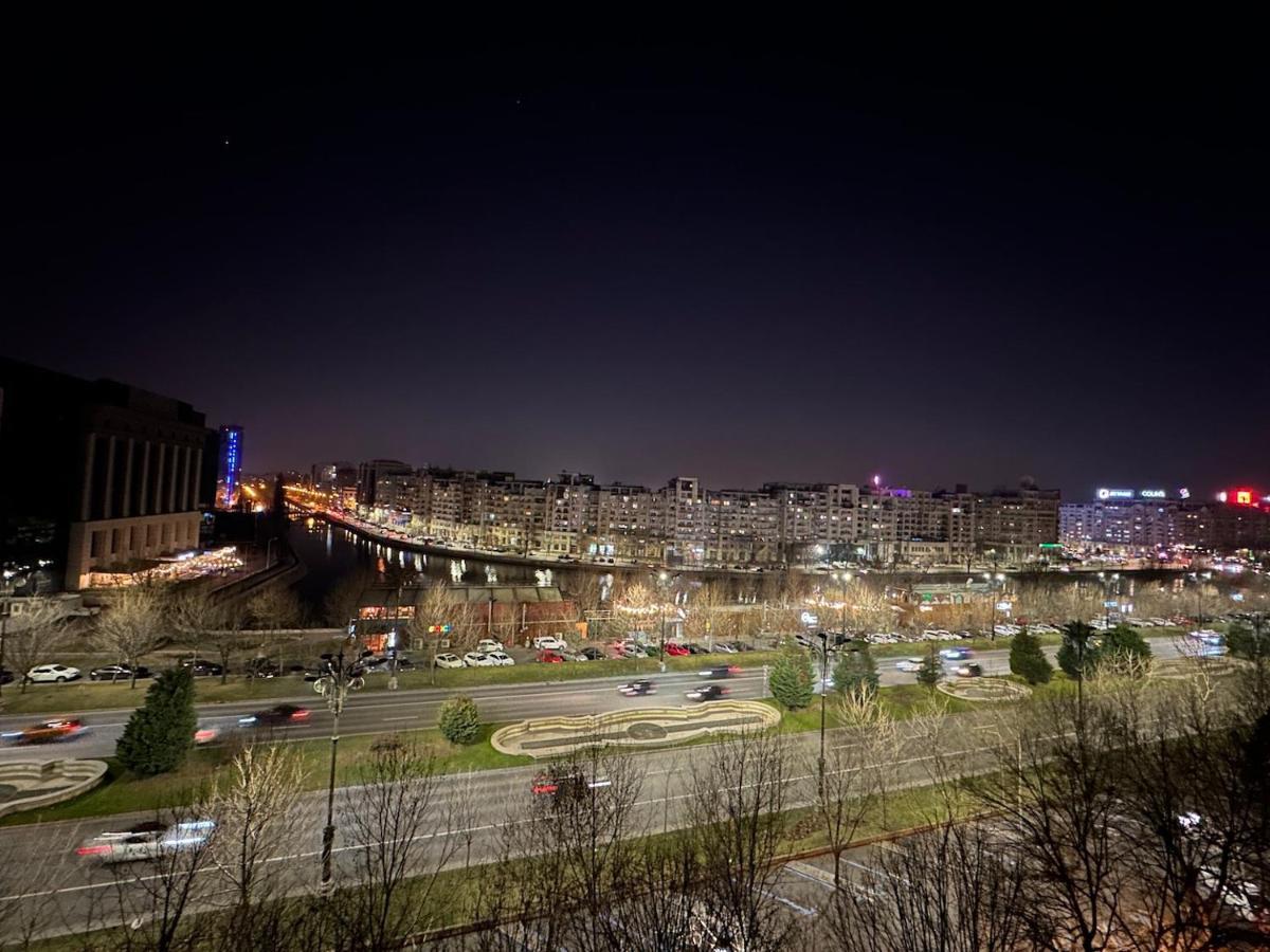 Unirii Lake Tribunal Bukares Bagian luar foto