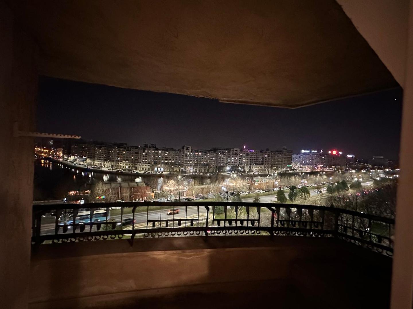 Unirii Lake Tribunal Bukares Bagian luar foto
