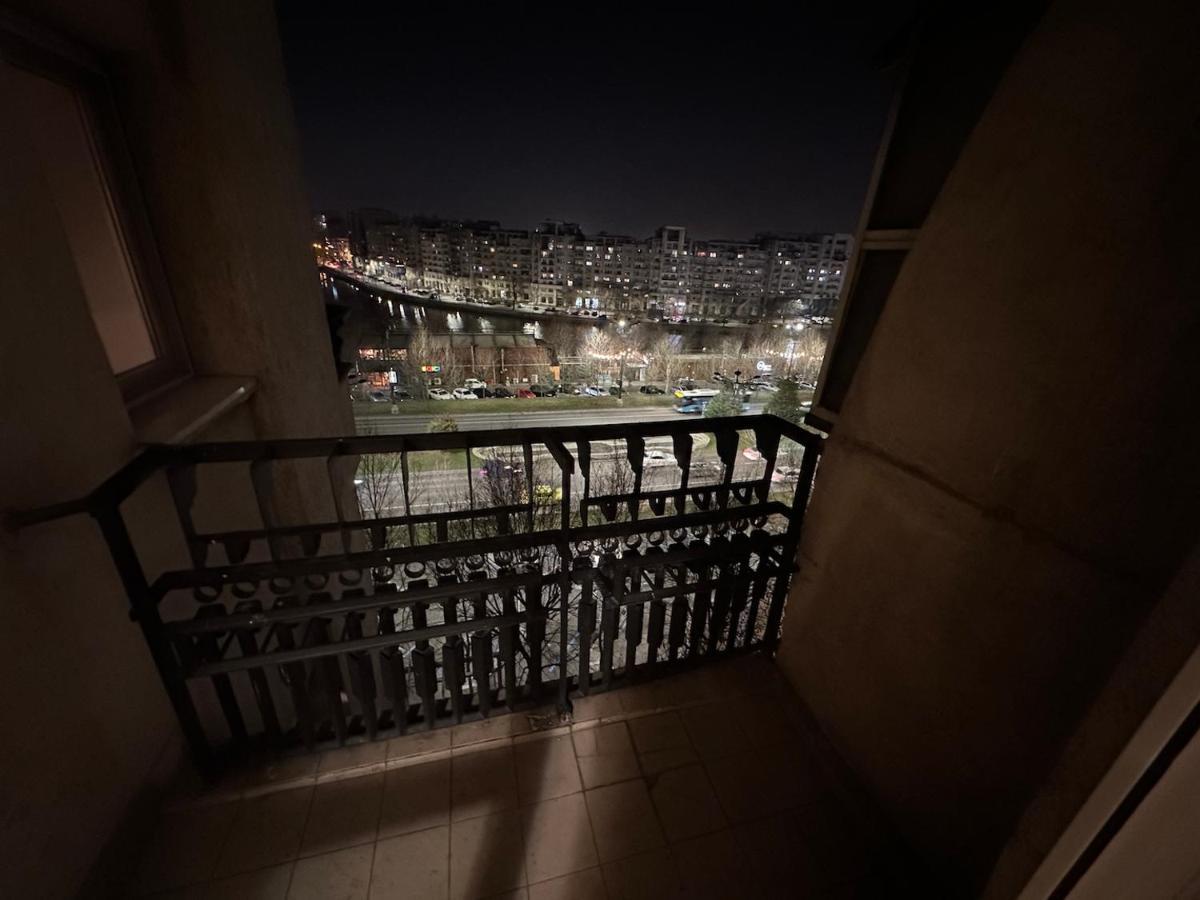 Unirii Lake Tribunal Bukares Bagian luar foto