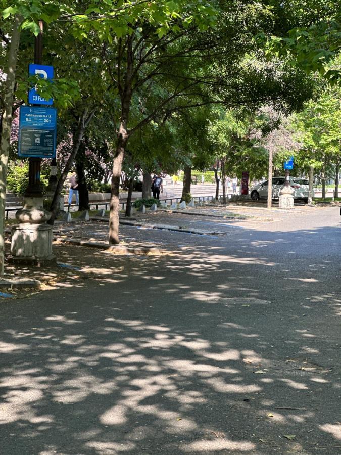 Unirii Lake Tribunal Bukares Bagian luar foto