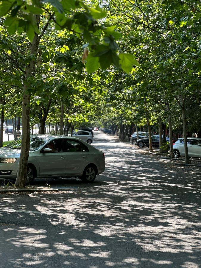 Unirii Lake Tribunal Bukares Bagian luar foto